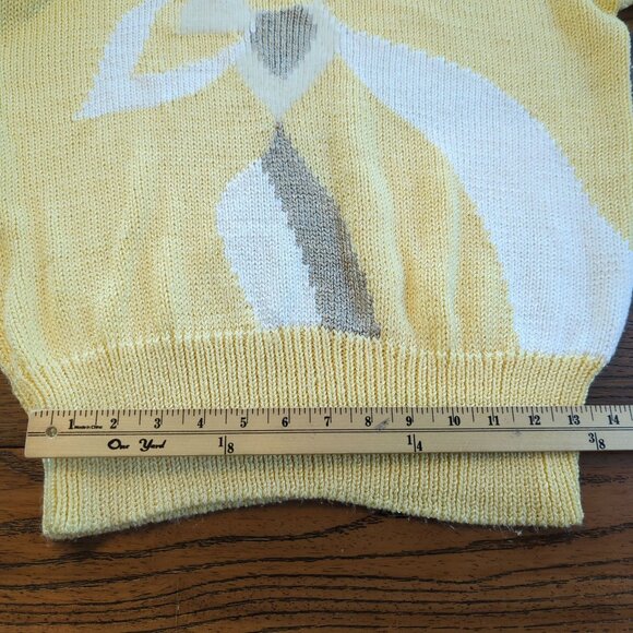 Vintage Stitch Works Yellow Minimalist Floral Art Sweater Size L - Picture 13 of 16